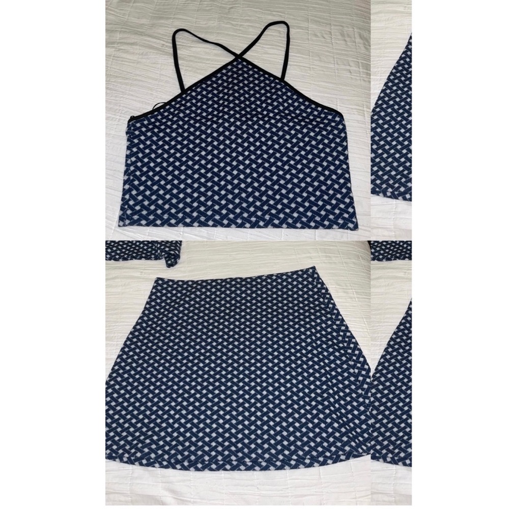 Zara set. Top & bottom. Top is M & bottom is Xs (but it runs very big)